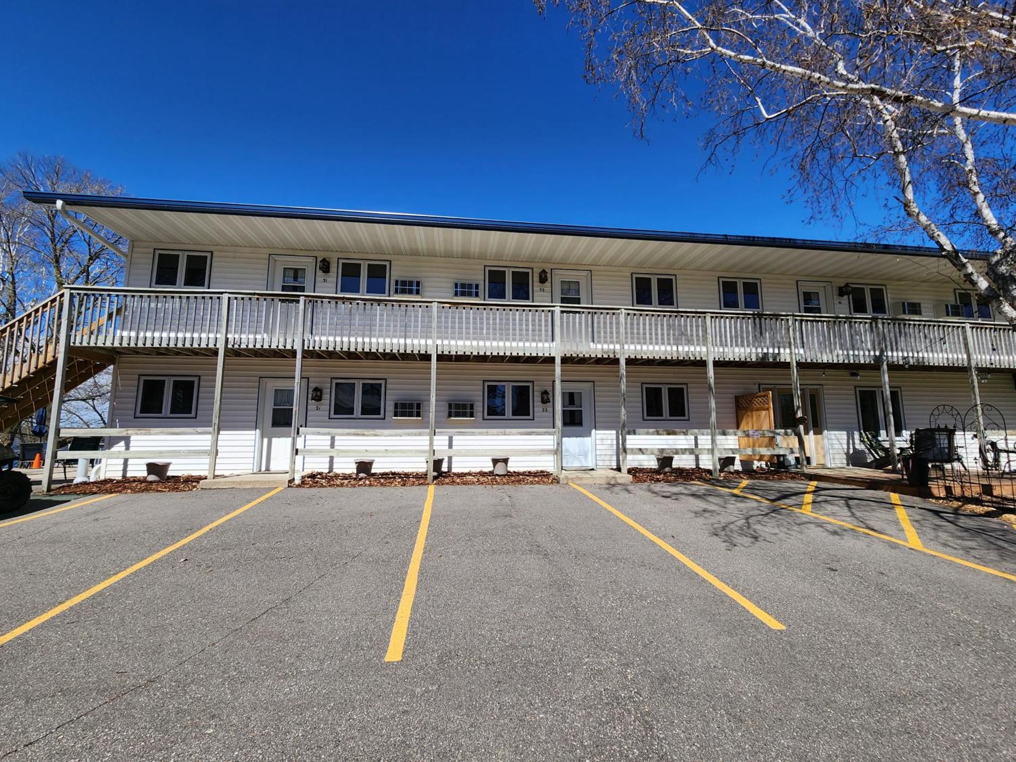 Viking Bay Resort And Lodge Miltona Exterior photo